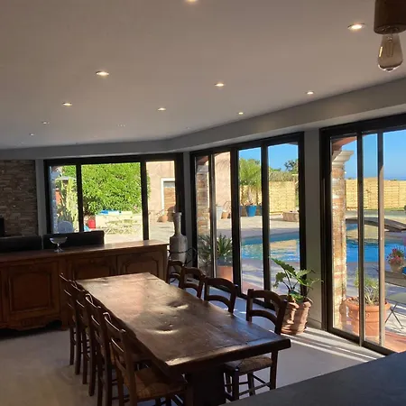 Maison Vue Avec Piscine Sur La Cote D'azur Théoule-sur-Mer