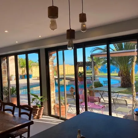 Maison Vue Avec Piscine Sur La Cote D'azur Théoule-sur-Mer