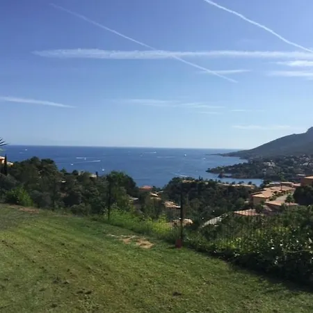 Semesterbostad Maison Vue Avec Piscine Sur La Cote D'azur *