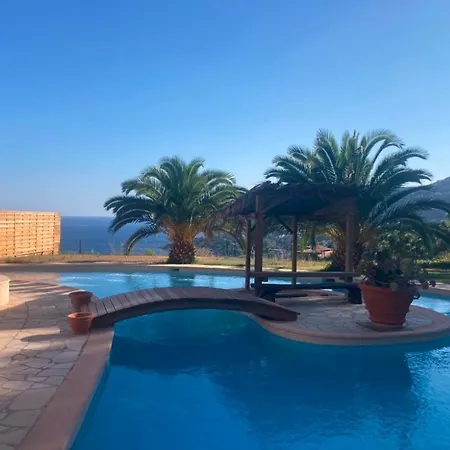 Semesterbostad Maison Vue Avec Piscine Sur La Cote D'azur Théoule-sur-Mer