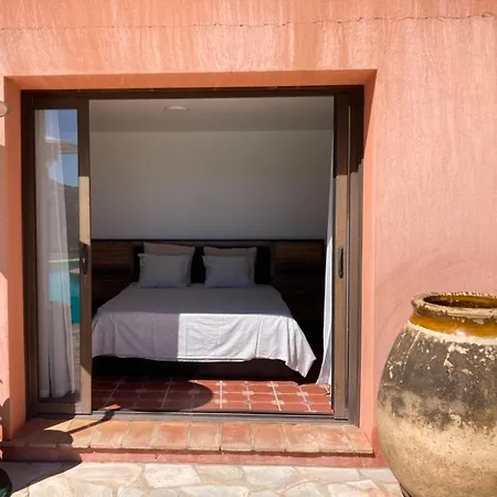 Semesterbostad Maison Vue Avec Piscine Sur La Cote D'azur